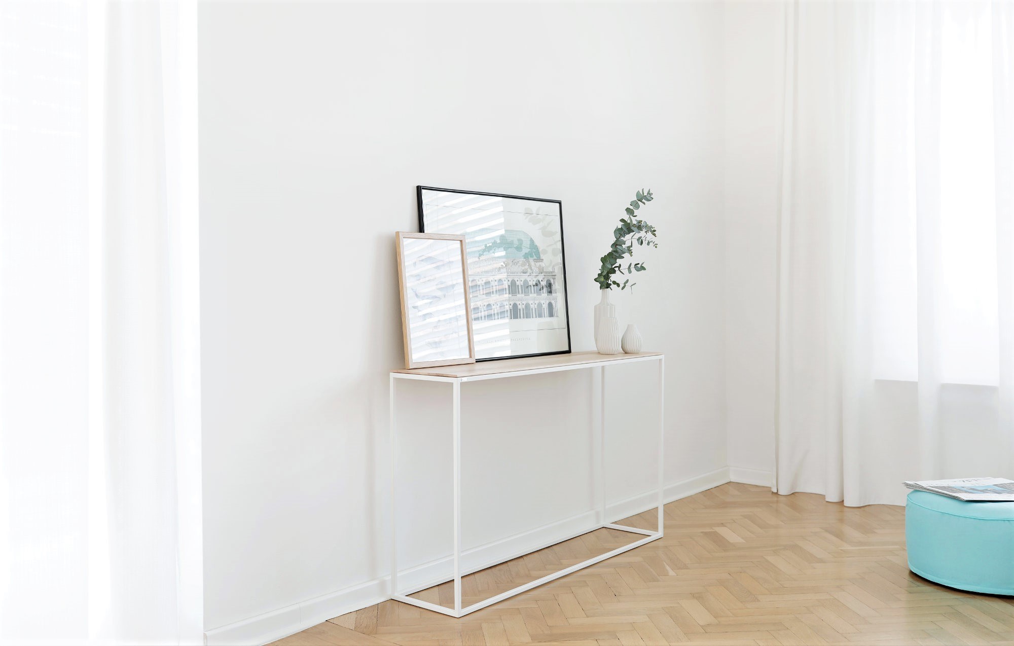 designer konsolentisch amat mit weissem metallgestell